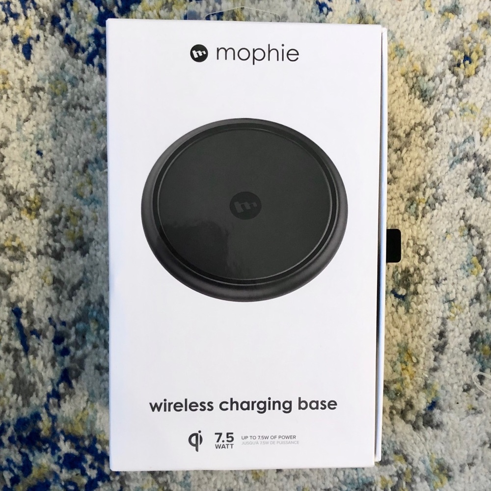 Mophie // Wireless Charging Base